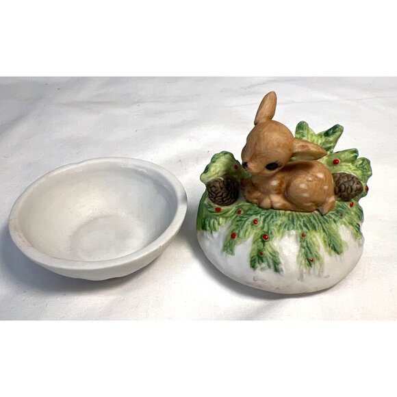 Vintage Ceramic Bunny Trinket Box With Lid - Picture 4 of 5
